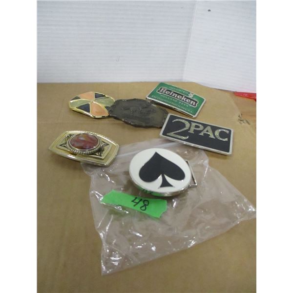 COLLECTABLE:  BAG C/W BELT BUCKLES