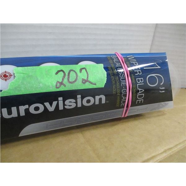 FREIGHT DAMAGE (AS IS):  2 - 16" WIPER BLADES