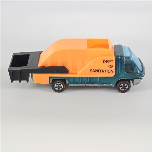 Hot Wheels Redline "The Heavyweights" Waste Wagon