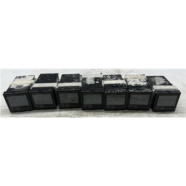 Lot of (7) Love Controls #16G-33-31 Temperature Controllers