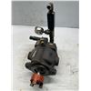 Image 2 : Vickers #PVB10RRSWY 31-CM-11 Hydraulic Pump (tag difficult to read)