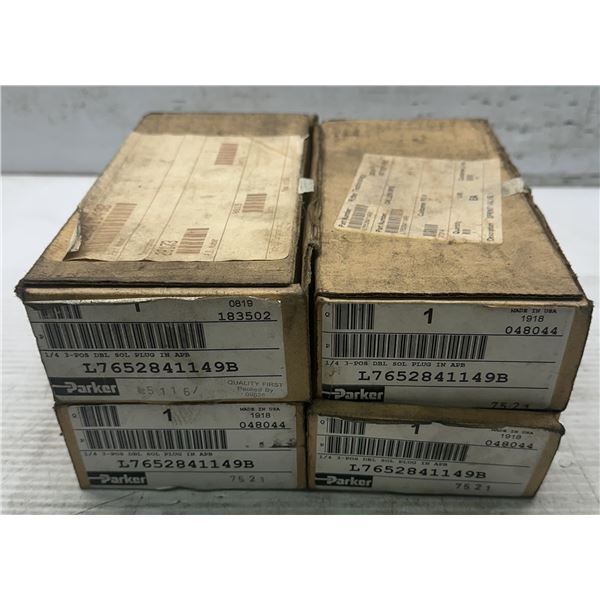 (4) Parker #L7652841149B Hydraulic Valves