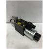 Image 1 : Parker #D3W004CVJP Hydraulic Valve