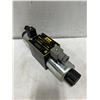 Image 2 : Parker #D3W004CVJP Hydraulic Valve