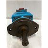 Image 2 : Vickers #V20 1S12S 1A11 Hydraulic Pump