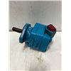 Image 3 : Vickers #V20 1S12S 1A11 Hydraulic Pump