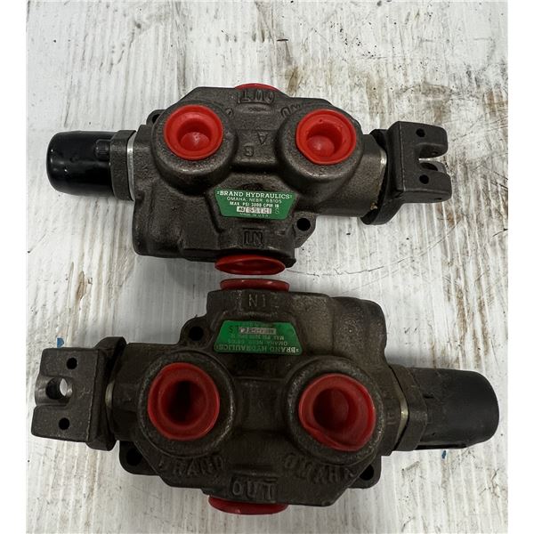 (2) Brand Hydraulics #A0755T4LS