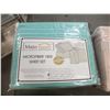 Image 1 : Teal Queen Sized Sheet Set