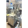 Image 2 : SHAOMI SS-70 STAINLESS STEEL 6 SECTION COMMERCIAL ELECTRIC MOBILE MOLDING MACHINE