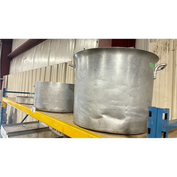 3 ASSORTED SIZED LARGE COMMERCIAL ALUMINUM STOCK POTS