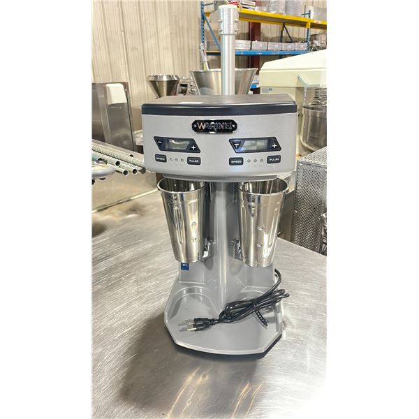 WARING WDM240TX SILVER 3 SPEED COUNTERTOP DOUBLE SPINDLE COMMERCIAL ELECTRIC AGITATOR DRINK MIXER,