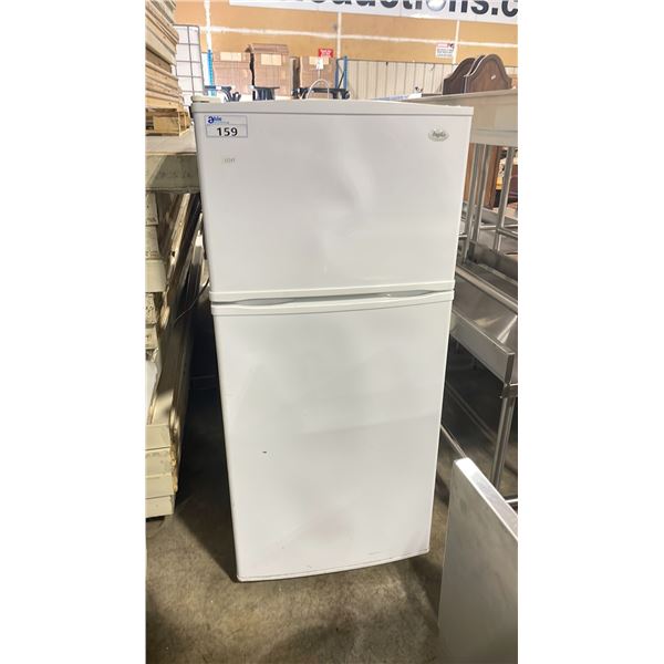 INGLIS IST143300 WHITE SINGLE DOOR TOP FREEZER REFRIGERATOR