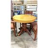Image 2 : NATURAL WOOD TOP 36" ROUND DARK WOOD SINGLE PEDESTAL COMMERCIAL CAFE TABLE WITH 4 DARK WOOD PADDED
