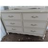 Image 2 : 6 drawer white dresser with mirror