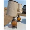 Image 4 : matching vintage lamps