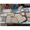 Image 1 : lot of picture frames