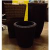 Image 1 : Rattan Plastic Plant Pot