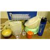 Image 2 : Tupperware Kitchen Stuff