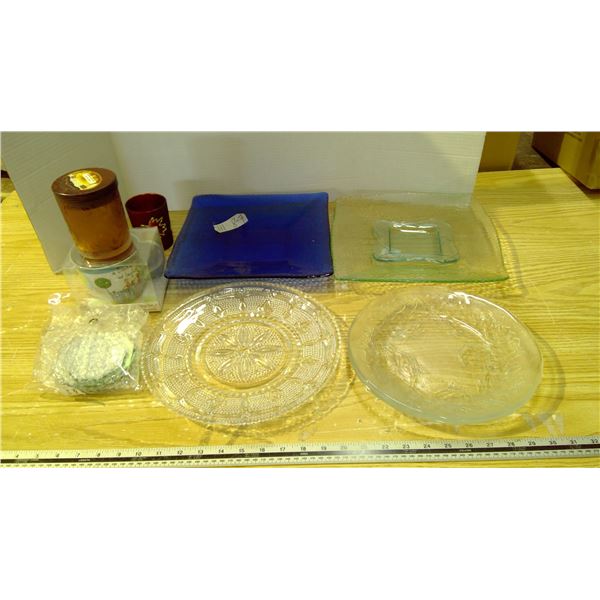 square and round plates