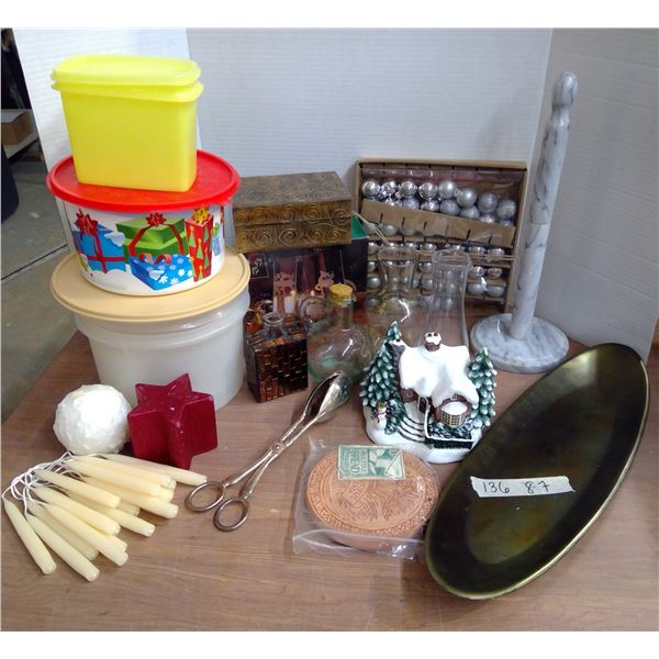 Candle holder,candles,small glass décor.
