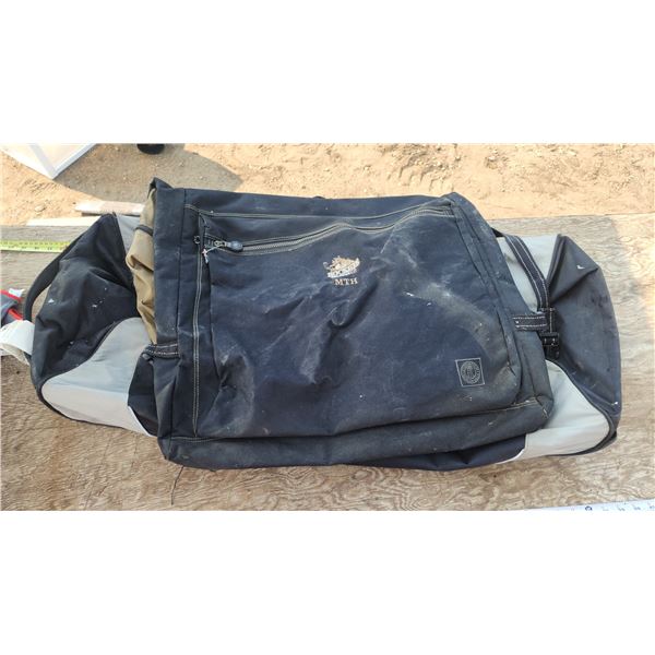 2 Large sports bags - Rocket Kelowna & Canada hockey