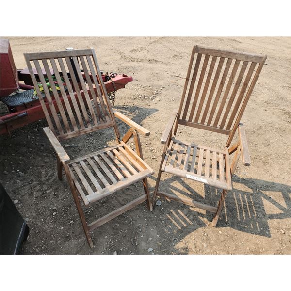 2 Matching wooden folding chairs - 45"Hx22"W
