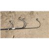 Image 2 : 4 Assorted plant hooks