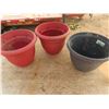 Image 1 : three flower pots