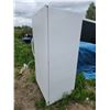 Image 6 : Fridgidair commercial standing freezer - 32"W x 29"D x 70"H