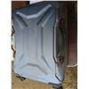 Image 1 : suitcase
