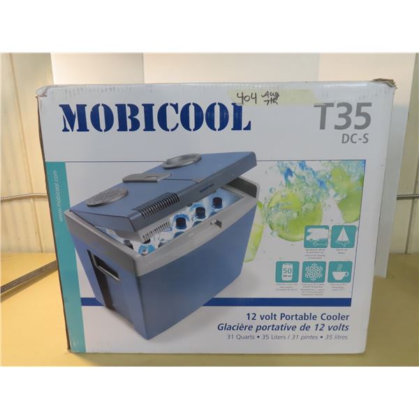 Mobicool 12 volt portable cooler- 35L-working