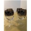 Image 2 : Lot of small glasses and 2 decorative pieces