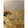 Image 3 : Lot of small glasses and 2 decorative pieces