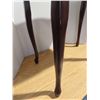 Image 3 : 21" tall accent table