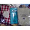 Image 2 : lot of placemats, table cloth
