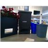Image 1 : trash can, box planter