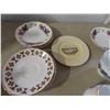 Image 4 : lot of china , royal daulton , duchess , gainsborogh china