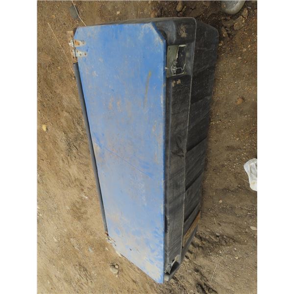 truck box soiled contents includes arrows and tarp