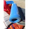 Image 2 : 4 life jackets 5 sleeping pads , yoga blocks , suitcases