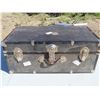 Image 2 : antique chest with damaged lock