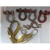 Image 2 : clevaces , hooks and strapping