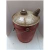 Image 3 : antique fuel can