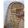 Image 5 : Vintage Canadian snow shoes