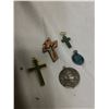 Image 2 : Study Bible in leather case & religious items