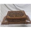 Image 3 : Antique jewelry box, beautiful inlay wood 14" long