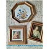 Image 1 : Pressed Flowers, Bubble Frame Jesus