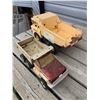 Image 2 : 2 Tonka trucks
