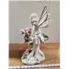 Image 4 : Fairy and flowers garden statue - 16"H