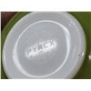 Image 3 : 2 Green Pyrex mixing bowls