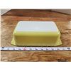 Image 3 : Pyrex yellow bread baking pan